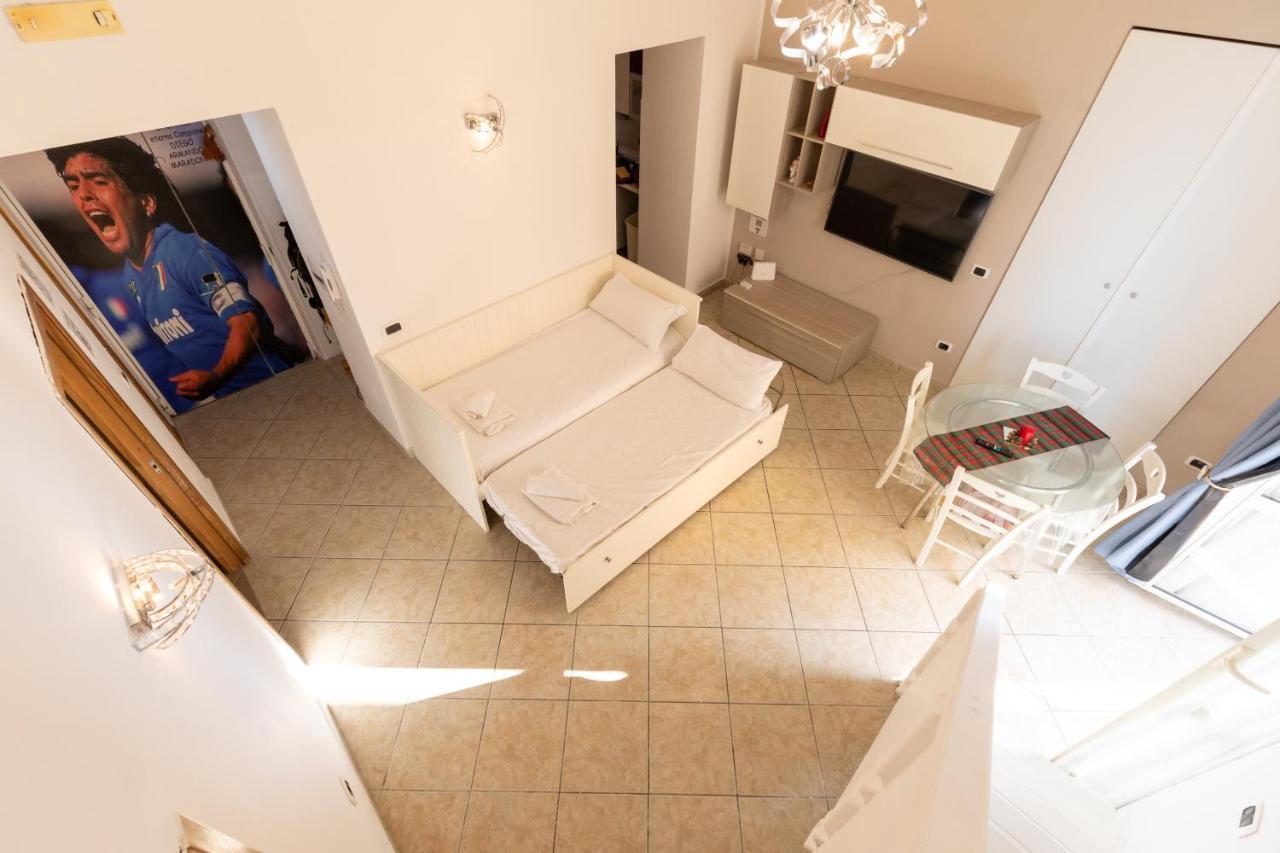 Apartment With Sea View With 2 Lifts Above Montesanto! เนเปิลส์ ภายนอก รูปภาพ