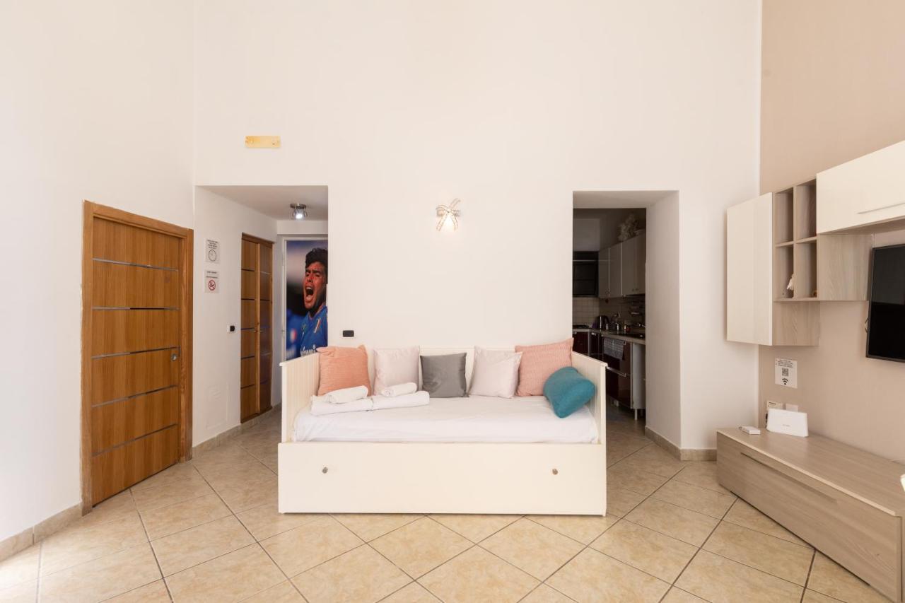 Apartment With Sea View With 2 Lifts Above Montesanto! เนเปิลส์ ภายนอก รูปภาพ